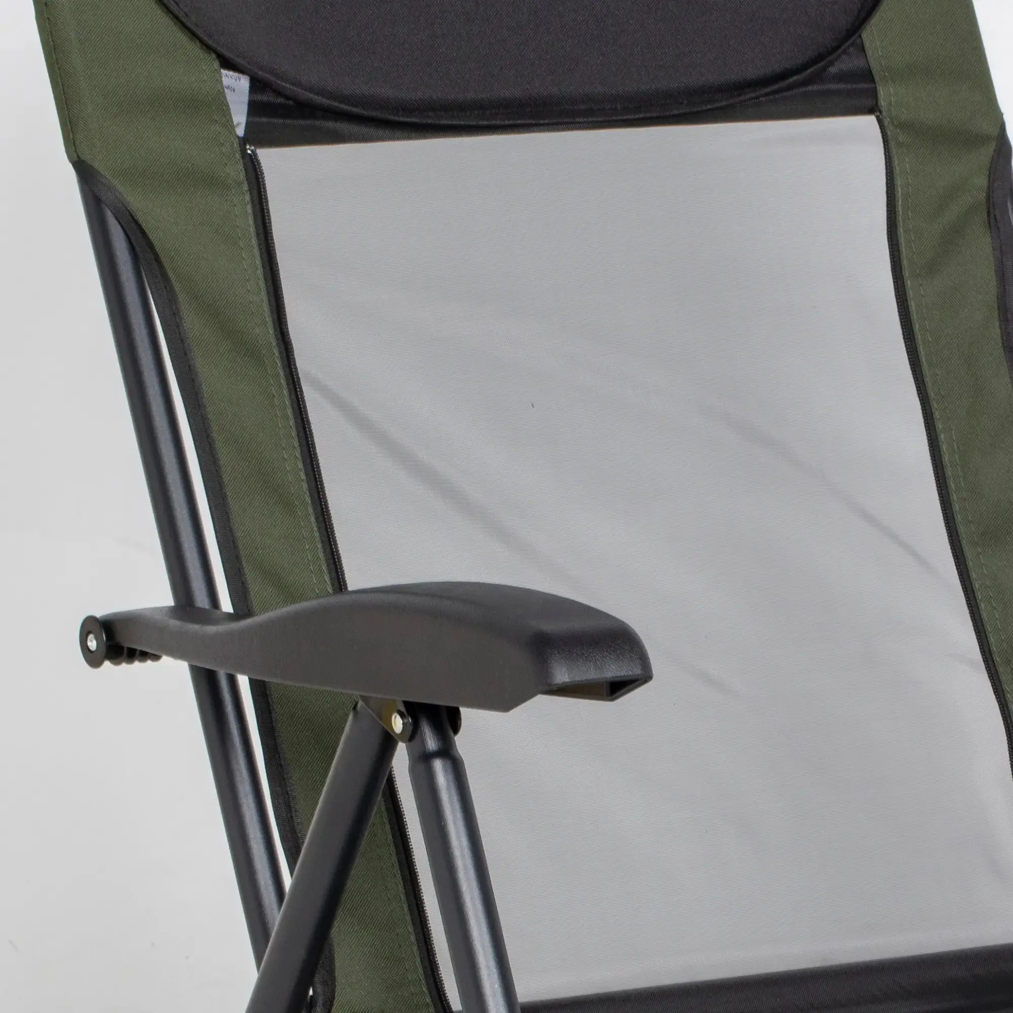 Adjustable - Frame Metal Professional service Legs Fishing With Green/Black Foldable Futuristic Chair, Outsunny