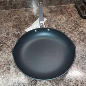 CALPHALON PREMIER 10" FRY FRYING PAN 1390 SPACE SAVING NONSTICK STACKABLE