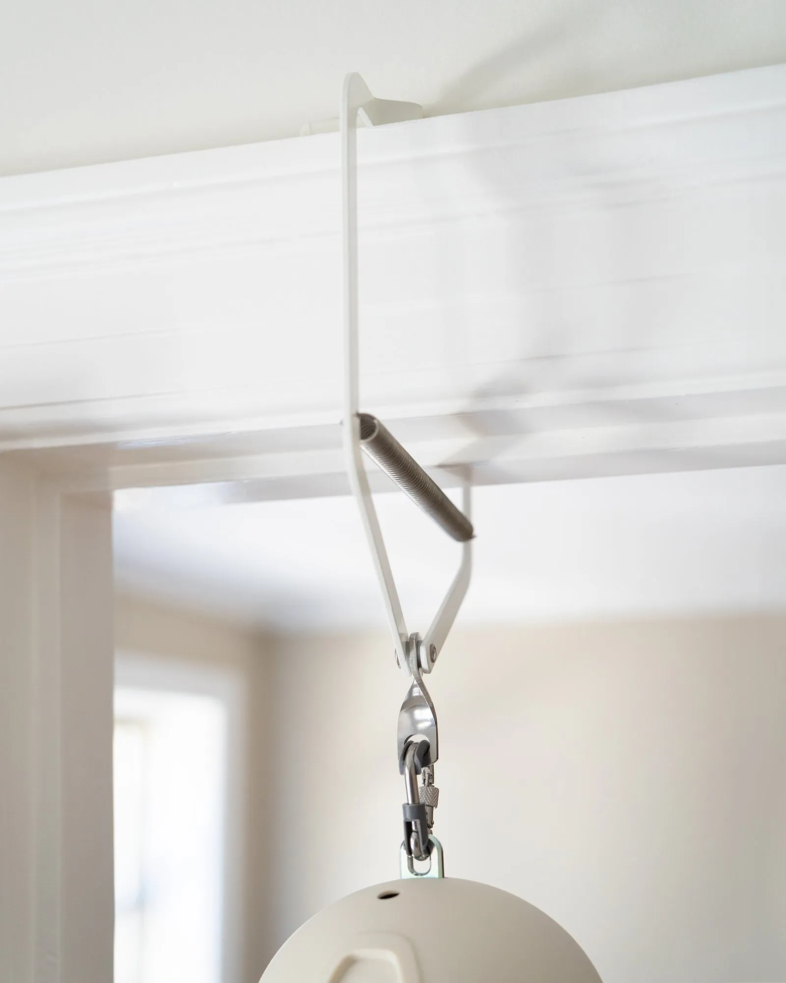 Door Frame Clamp