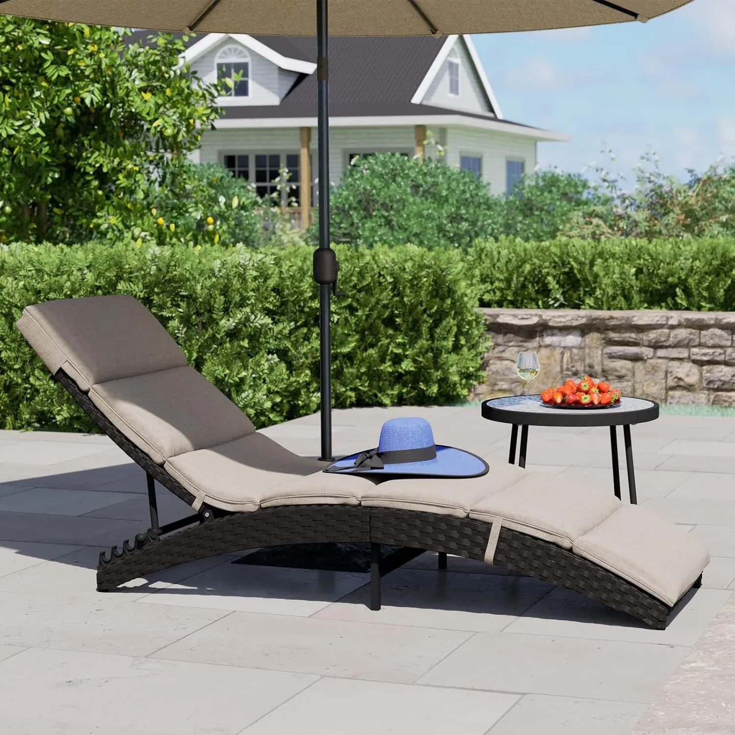 Grand patio Outdoor Lounge Chair Wicker 4-Position Adjustable Folding Aluminum Patio Chaise Lounge with Cushion Beige