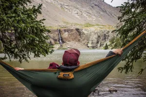 Hurley Duo Camping Hammock - 2 Person Portable Hammock for Camping, Heavy Duty Hammock, Parachute Nylon Fabric - Camping Accessories for Outdoor Activity - Holds Up to 400lbs, Iceberg Green, 118 x 79