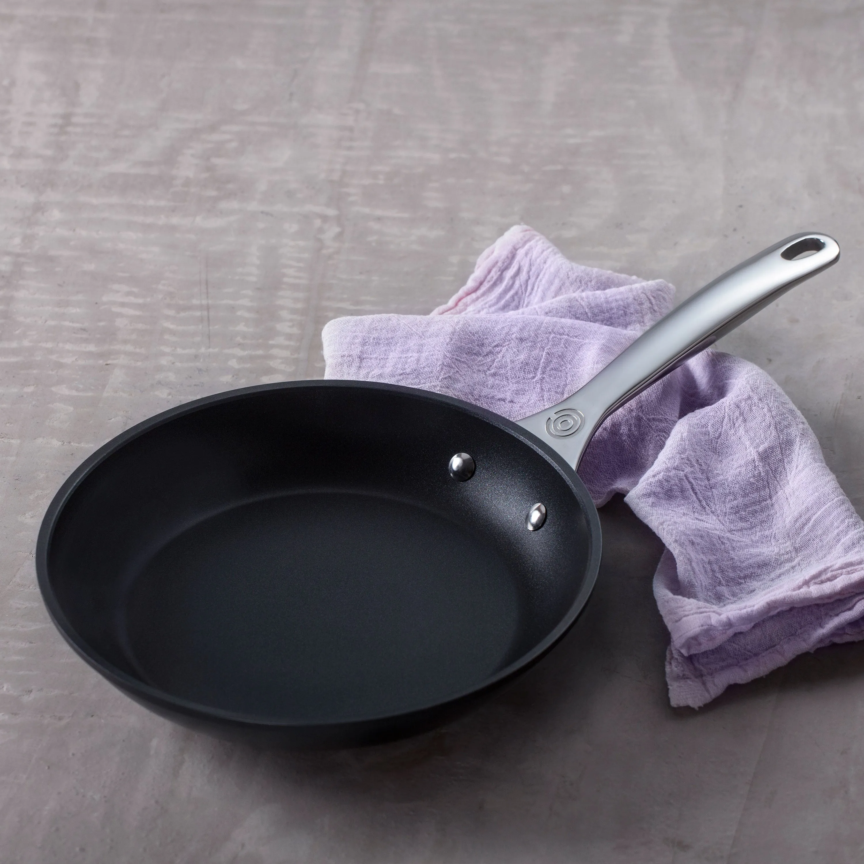 Le Creuset Toughened Nonstick Pro 12" Skillet