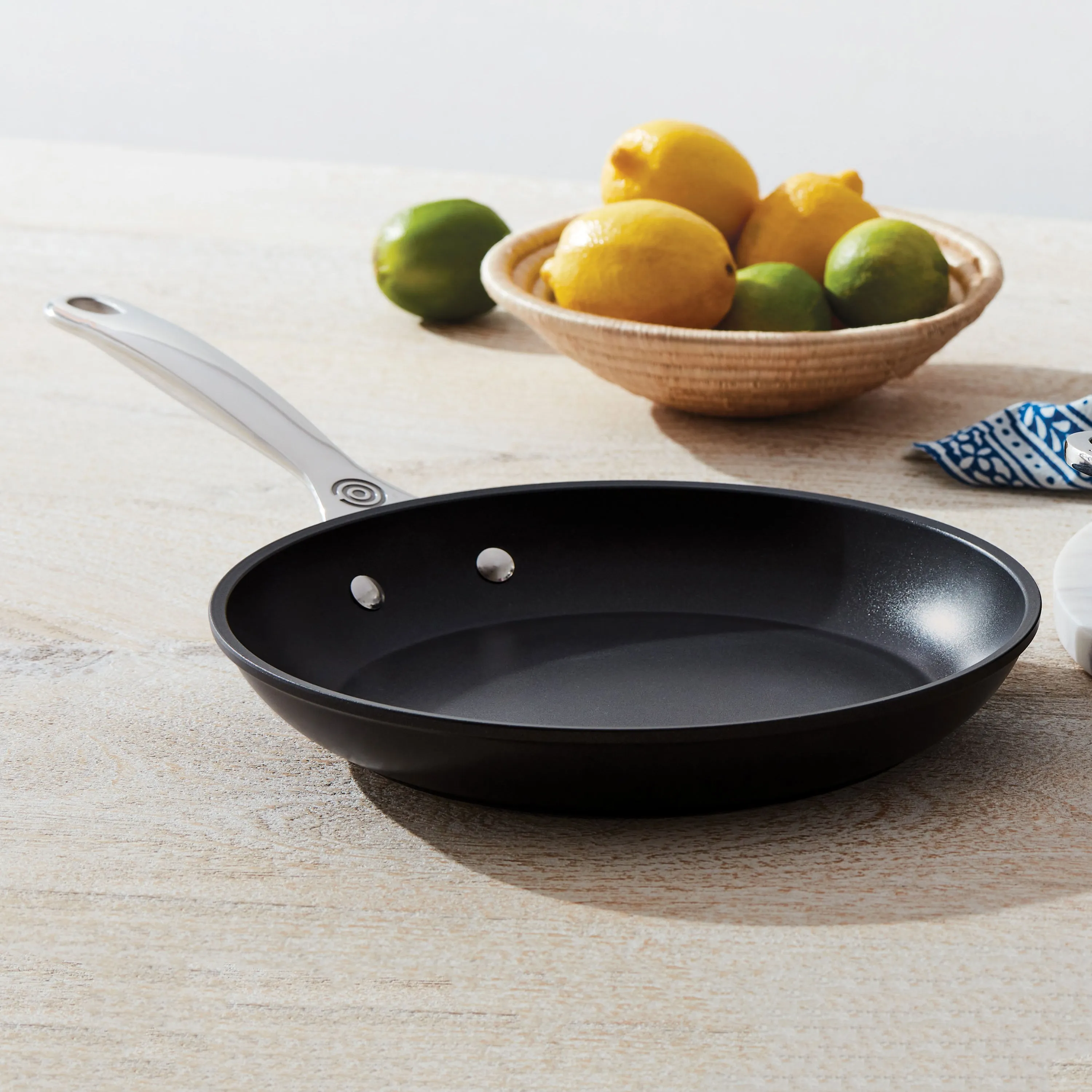 Le Creuset Toughened Nonstick Pro 12" Skillet