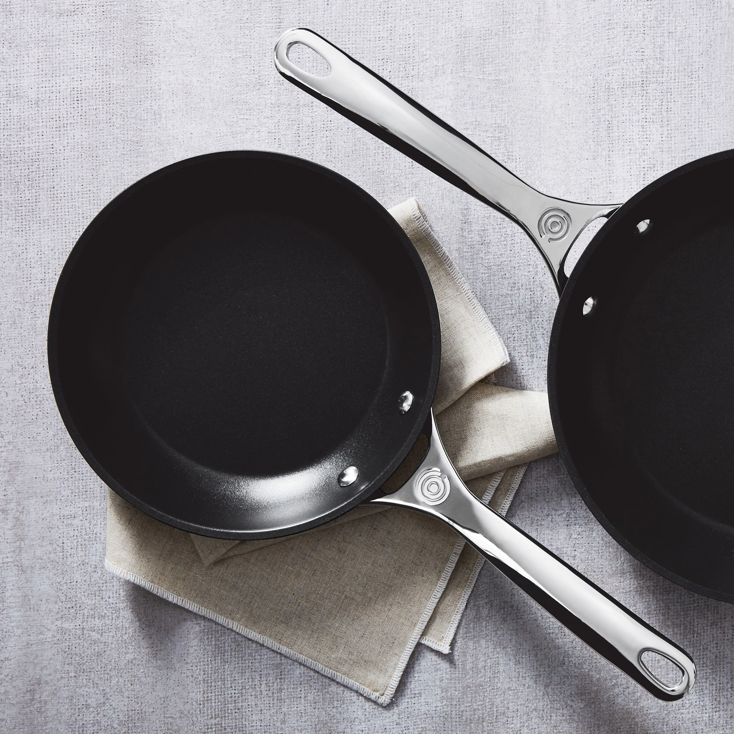 Le Creuset Toughened Nonstick Pro 8" Skillet