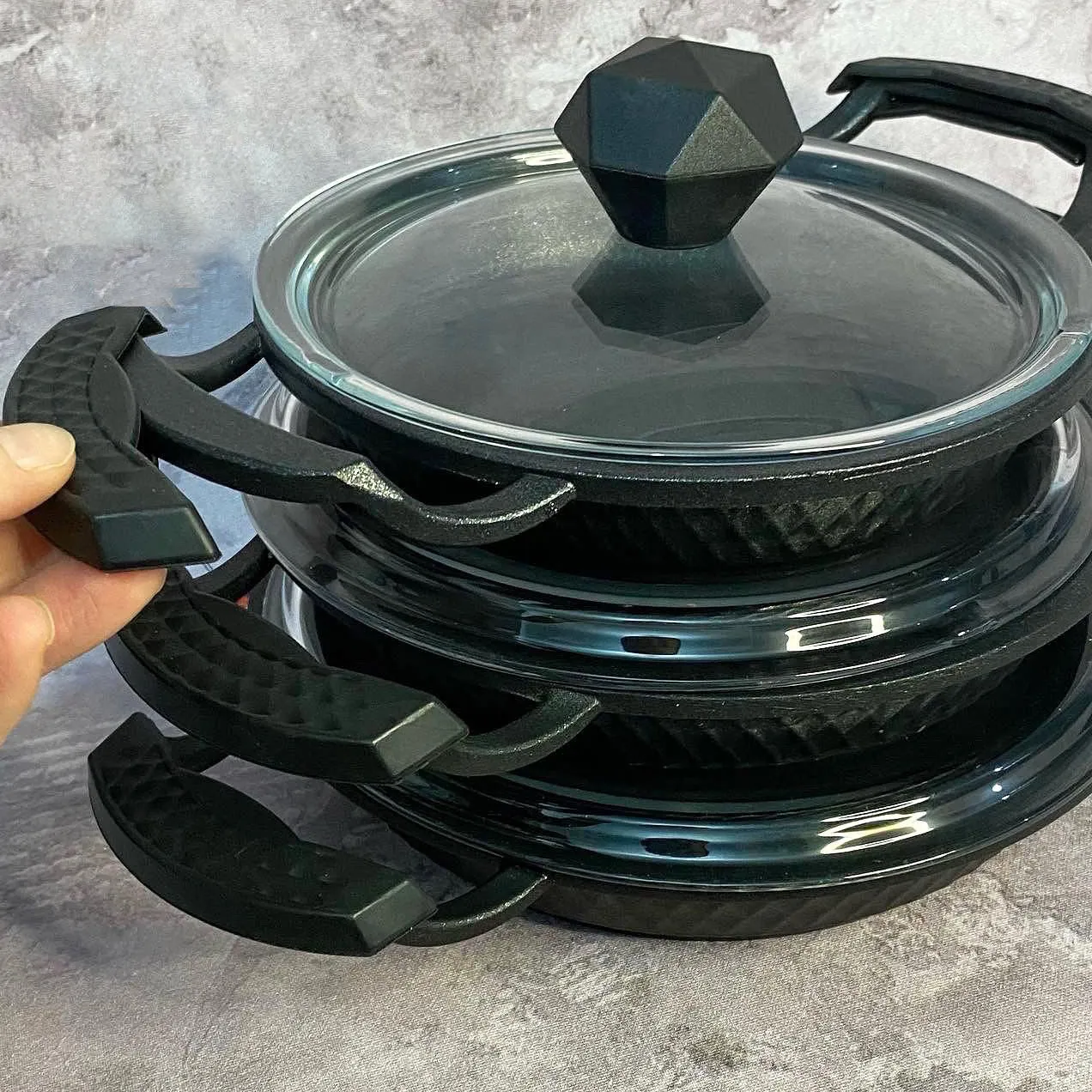 Motto Cast Iron Egg Pan Set, 6 Pcs, Black