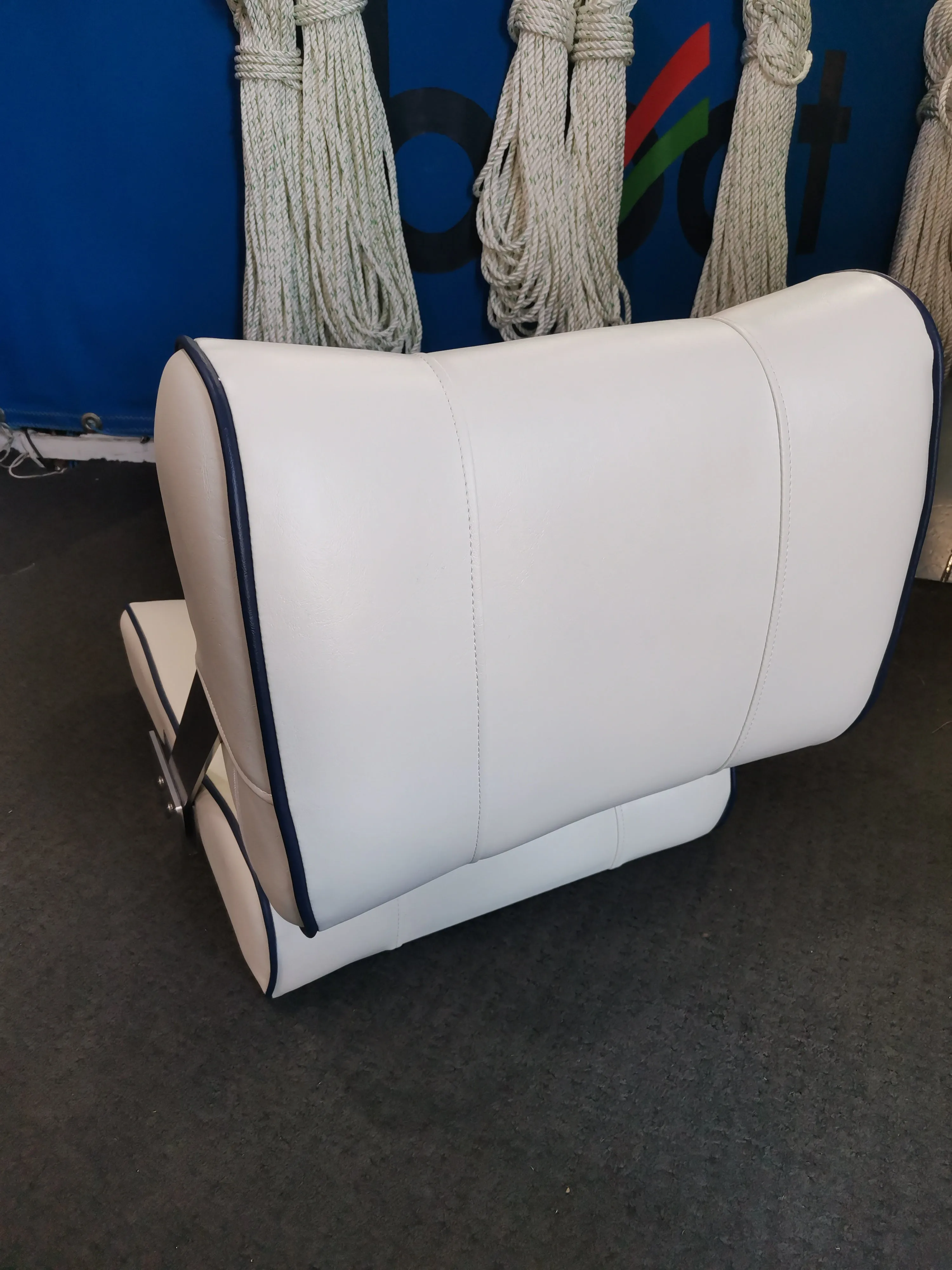 Reversible Seat Deluxe Fisherman