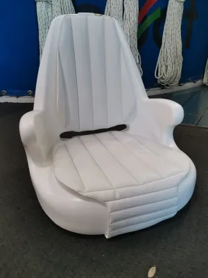 Seat White Plastic Captains
