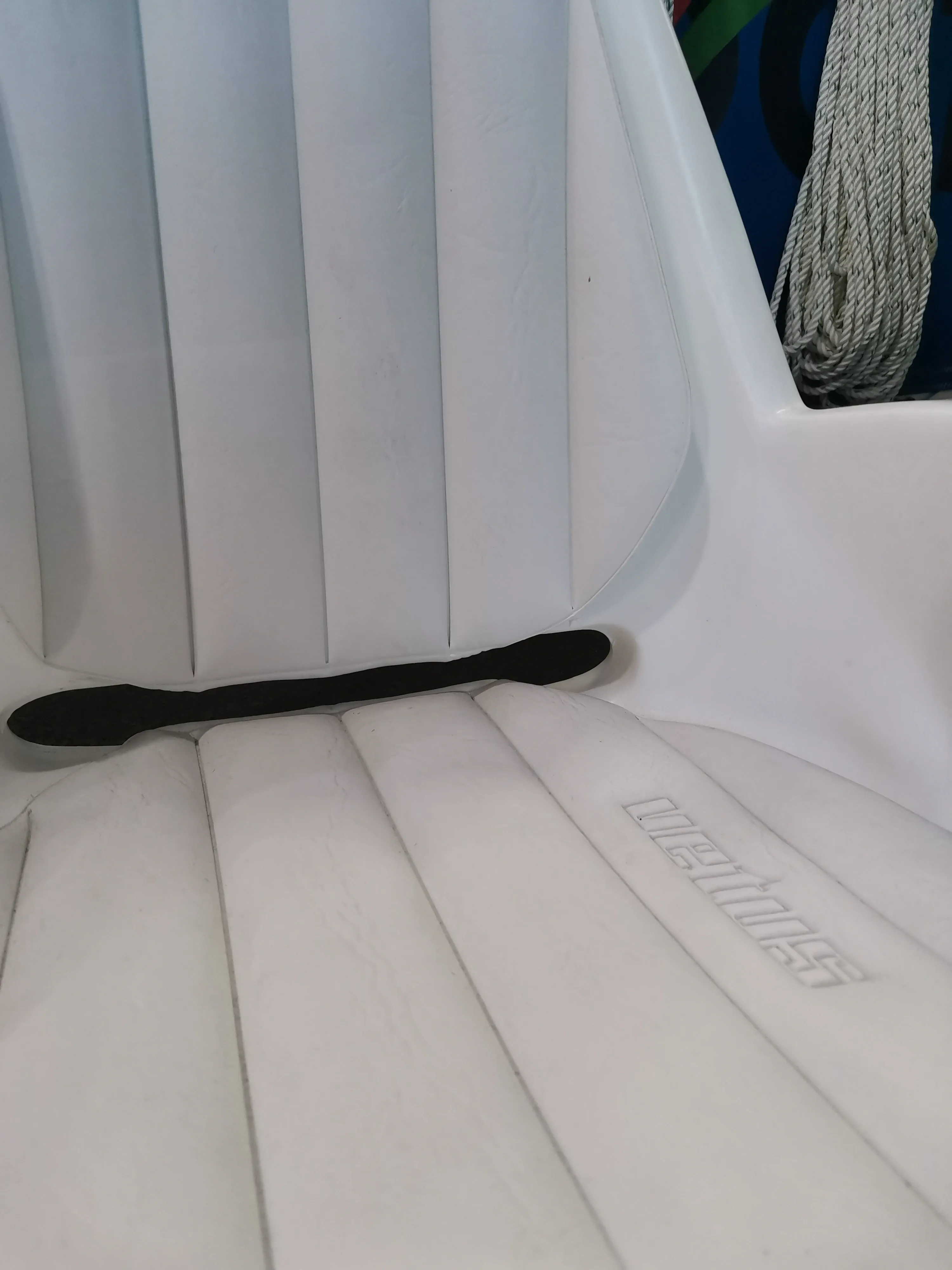 Seat White Plastic Captains