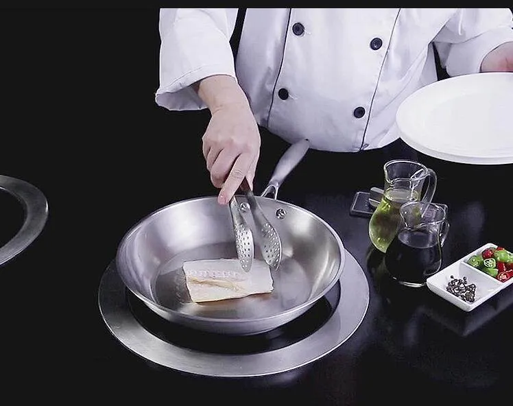 Steel frying pan