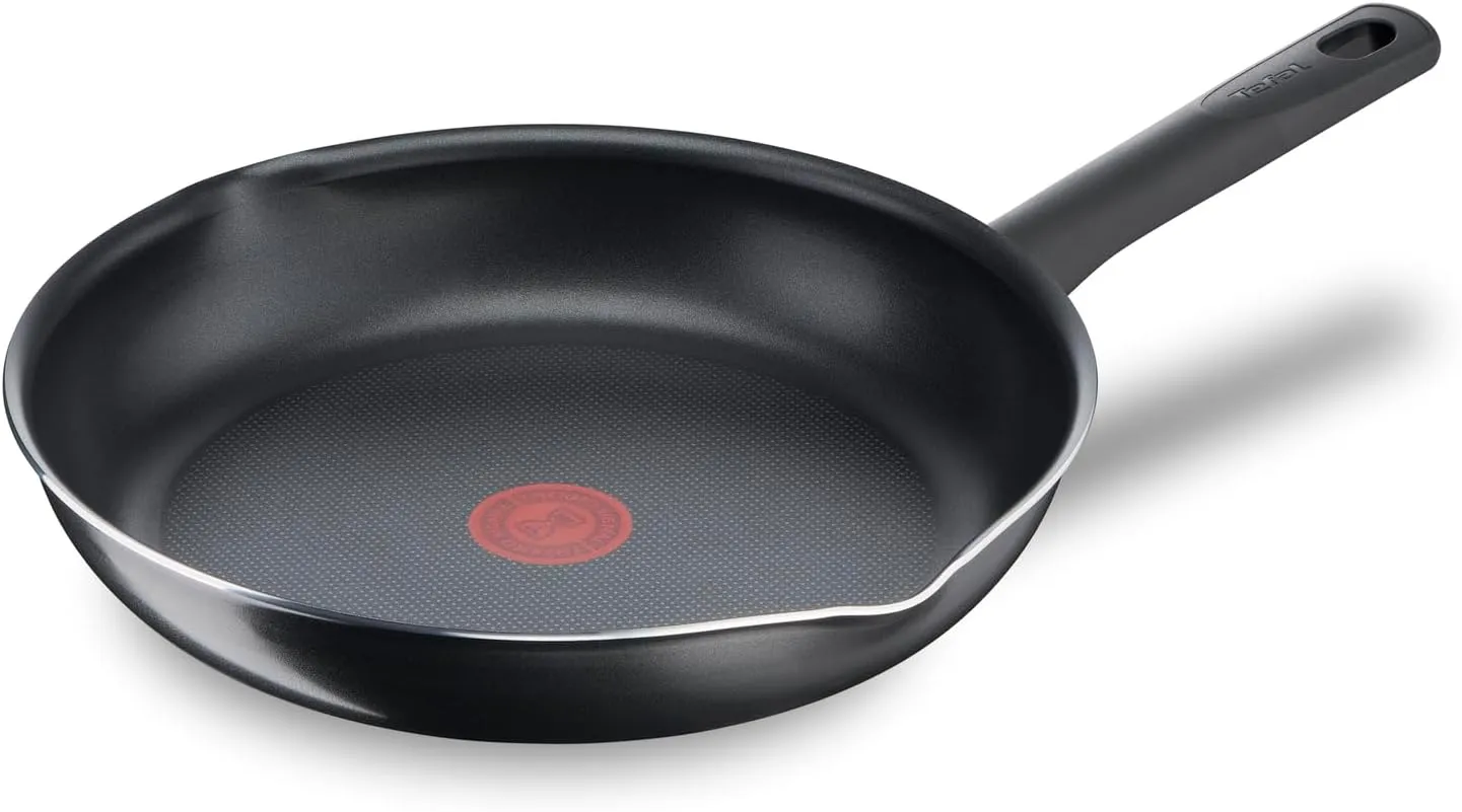 Tefal B56490 Day by Day On 3-Piece Pan Set 20/24/28 cm Non-Stick Cookware Deep Shape High Performance Titanium Non-Stick Coating Temperature Indicator, Black